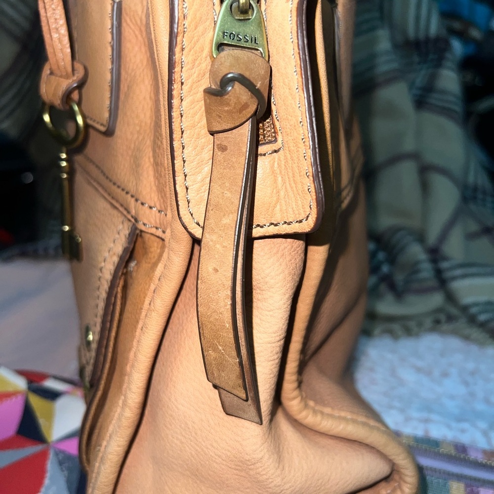 Fossil Handbag Bundle 4 Items (Read Description) - image 2